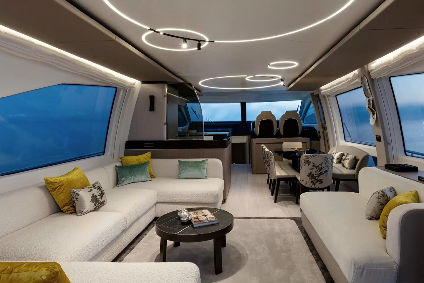 阿兹慕(Azimut)72Flybridge游艇