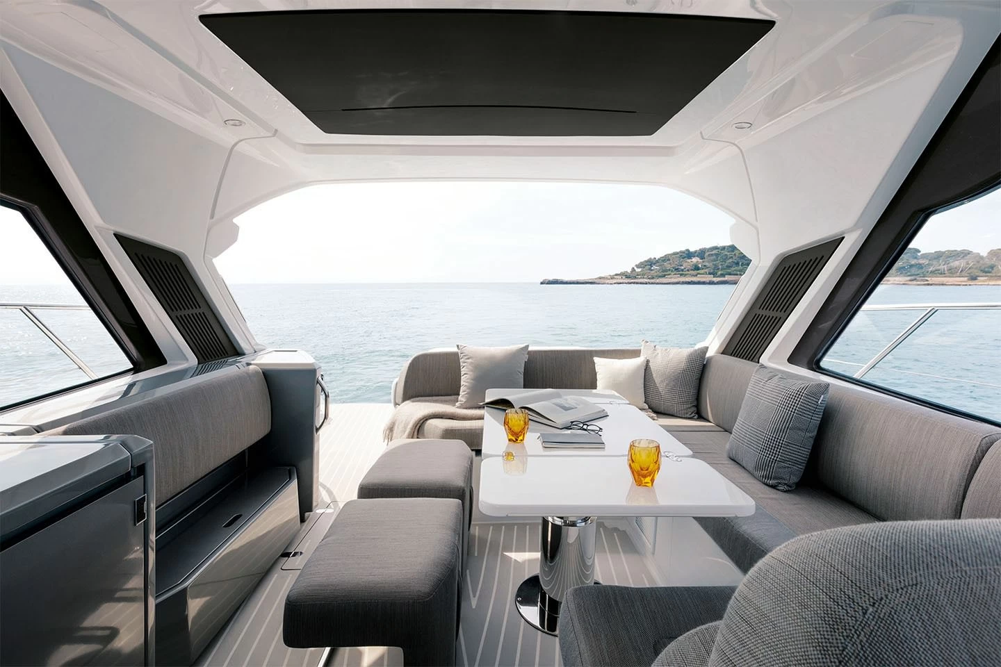 阿兹慕（azimut）atlantis亚特兰蒂斯51游艇