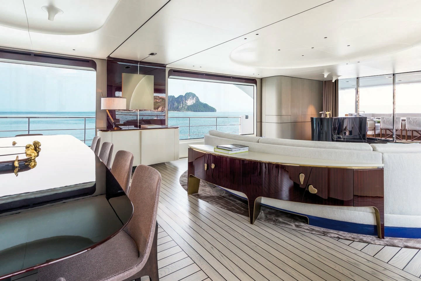 阿兹慕（Azimut）Grande35Metri游艇价格约3000万美元