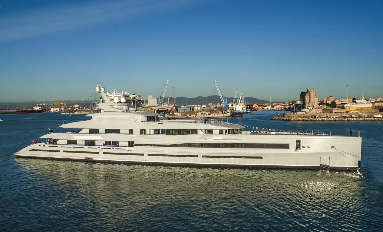 超大型游艇贝尼蒂（Benetti）FB275游艇