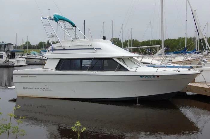 贝琳娜(Bayliner)2858二手游艇出售