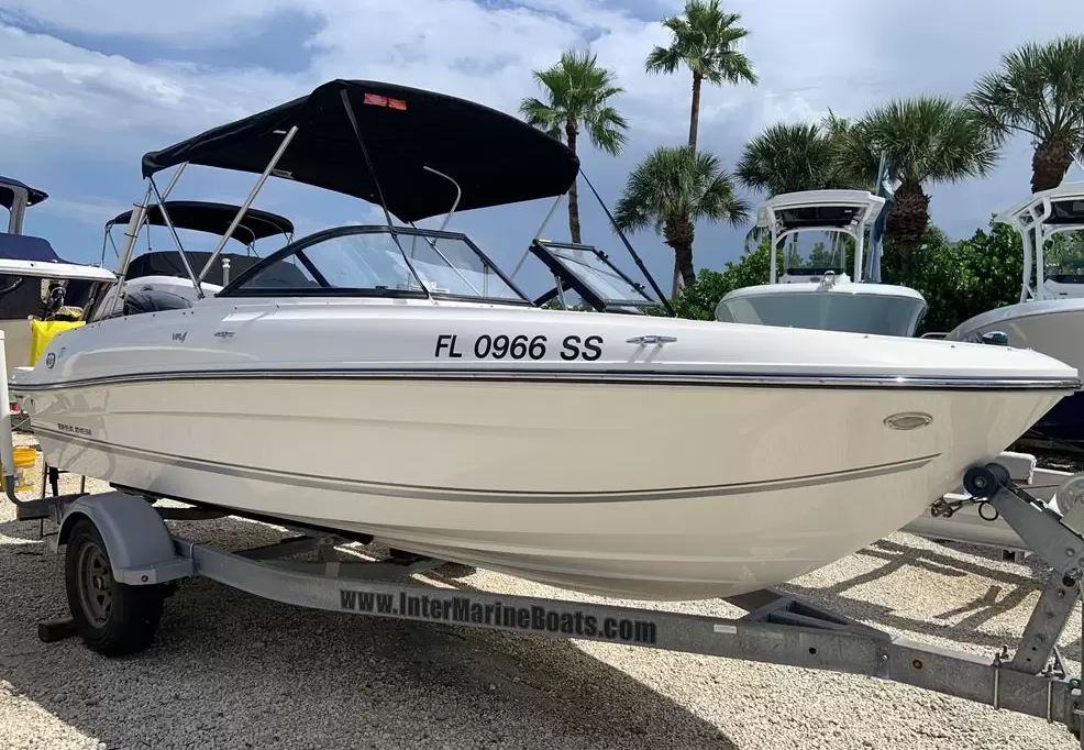 贝琳娜（Bayliner）VR4OB游艇