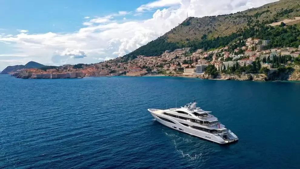 斐帝星（Feadship）Arrow超级游艇