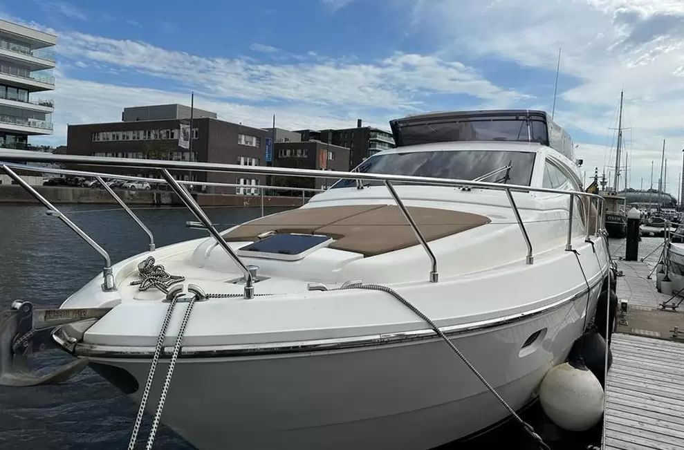 法拉帝（Ferretti）460二手游艇