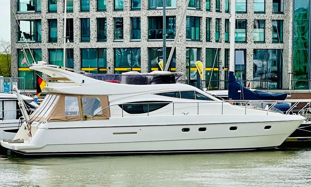 法拉帝（Ferretti）460豪华游艇二手出售转让，附价格图片