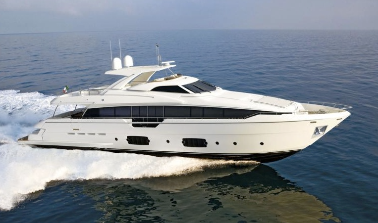 法拉帝（Ferretti）960飞桥游艇介绍，附图片