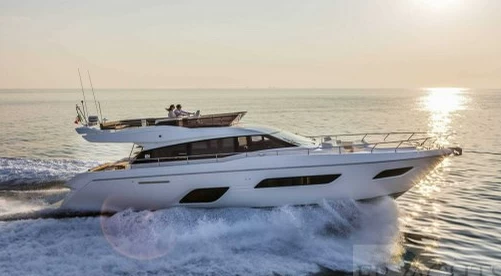 法拉帝(Ferretti)550游艇