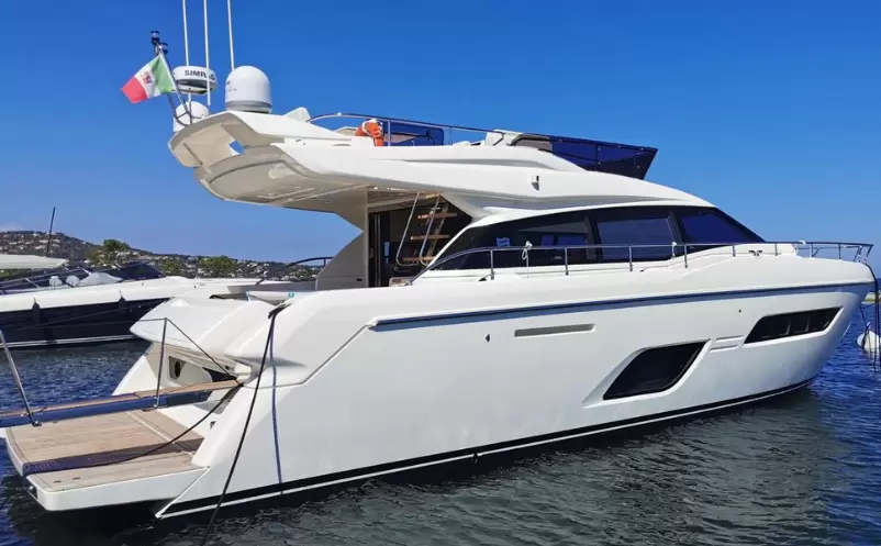 法拉帝(Ferretti)550游艇
