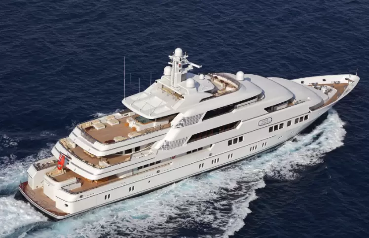 乐顺(Lurssen)Apoise飞桥游艇价格6500万美元