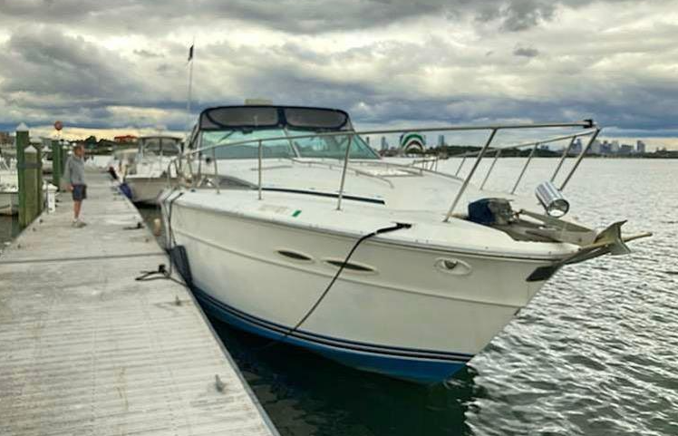希瑞(SeaRay)390ExpressCruiser二手游艇出售(价格图片)
