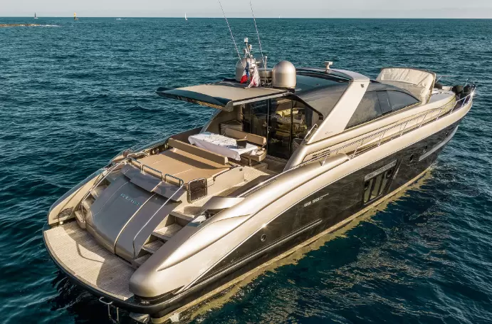 丽娃(Riva)68EgoSuper游艇价格在3379-3459万元之间