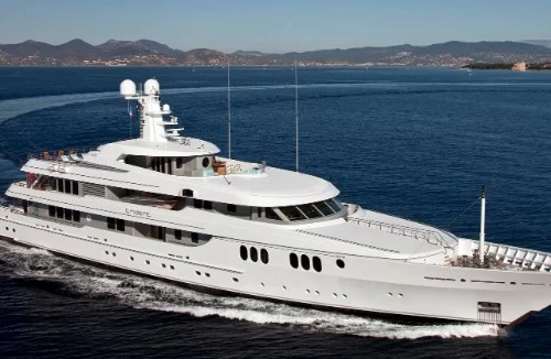 豪华游艇：斐帝星(Feadship)Trident飞桥游艇 附图片参数