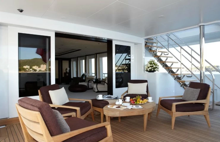 斐帝星（Feadship）Helix豪华游艇二层沙龙