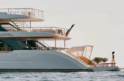 贝尼蒂（Benetti）Motopanfilo37M游艇价格为1.32亿