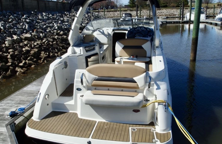 拉尔森（Larson）Cabrio285游艇