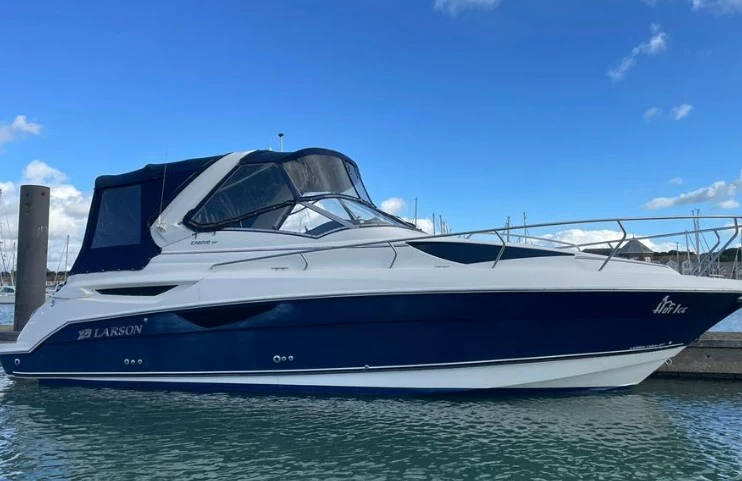 拉尔森（Larson）Cabrio285游艇