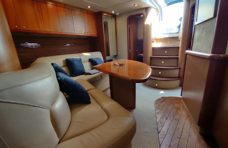 圣汐（Sunseeker）Predator55二手游艇价格33.5万欧元