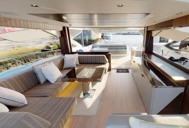 圣汐（Sunseeker）Predator74游艇二手价格290万英镑