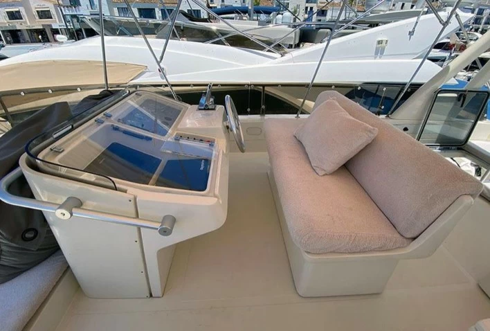 意大利游艇法拉帝(Ferretti)58豪华游艇价格32.5万欧元