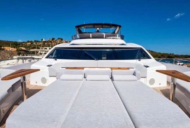 圣汐（Sunseeker）90Ocean二手私人游艇695万英镑