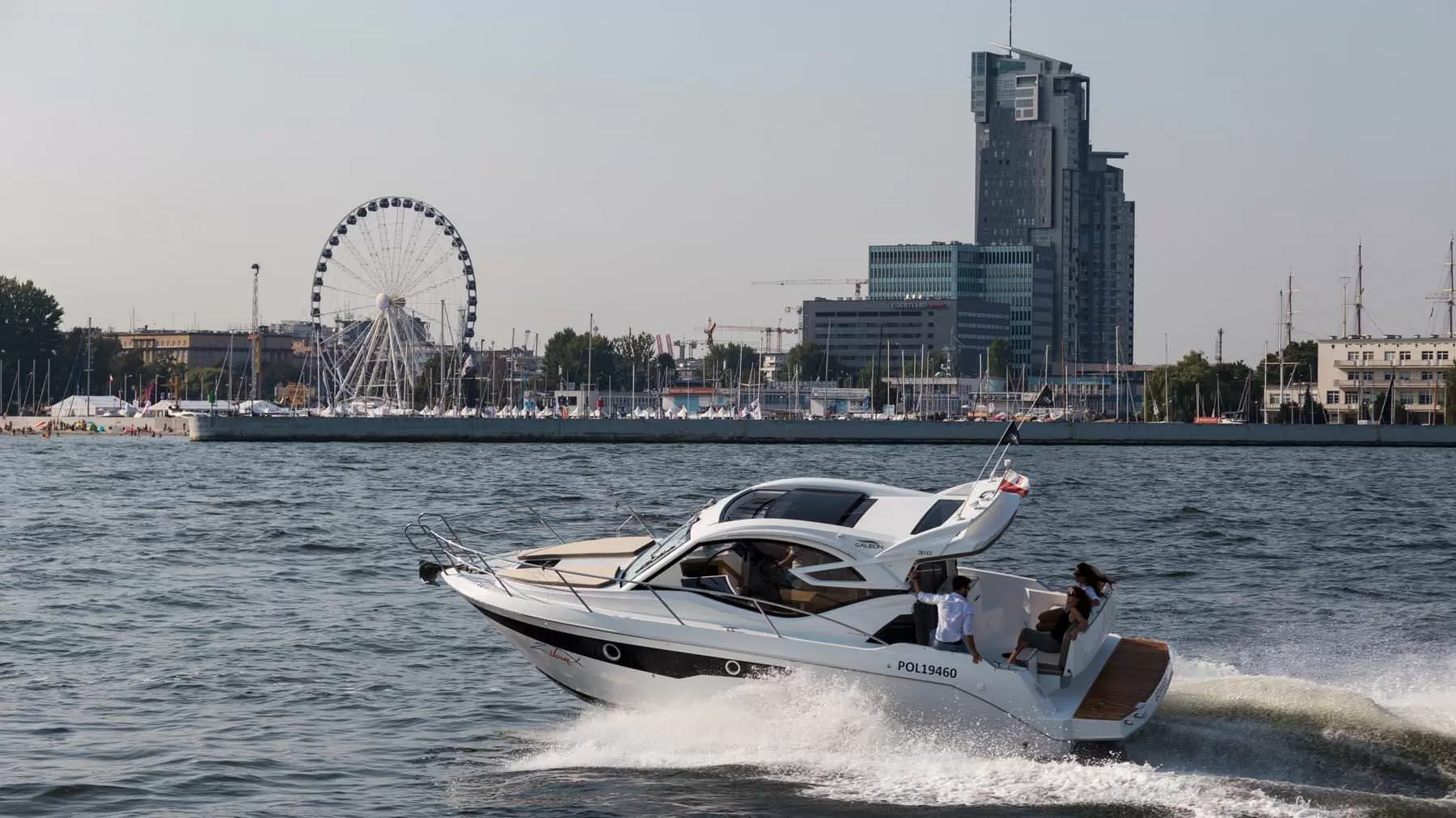 卡帝尔（Galeon）310HTC快艇