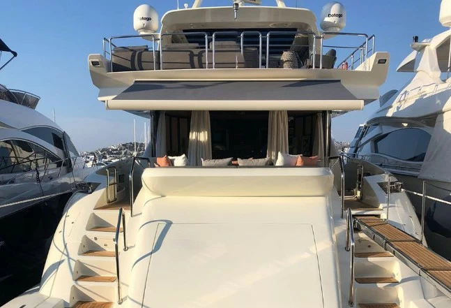 30.75米阿兹慕(Azimut)98Leonardo游艇价格275万欧元