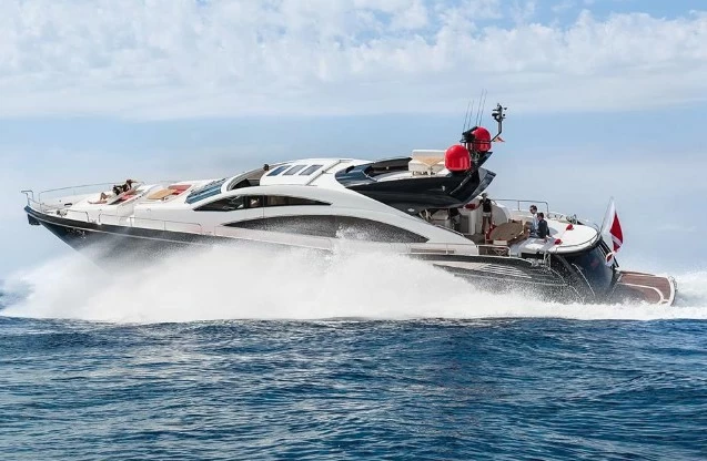 圣汐克(Sunseeker)Predator84二手游艇170万欧元