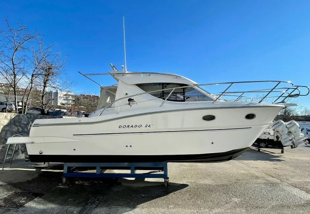 8米小型豪华游艇价格，塞莎Dorado26游艇价格56万