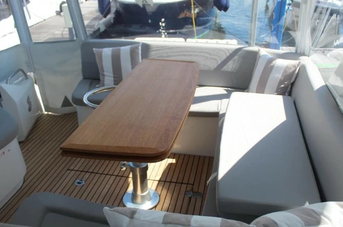 11米博纳多（Beneteau）GT38二手私人游艇价格
