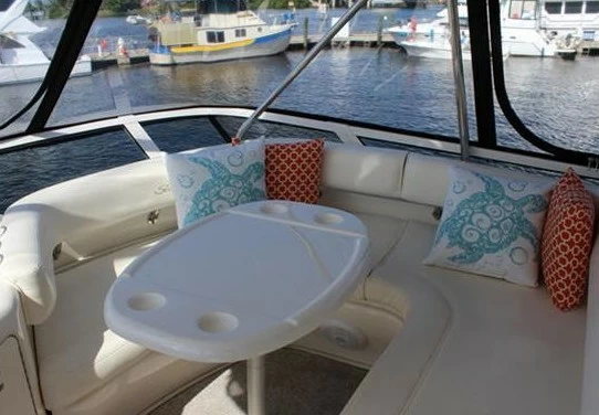 15米(51英尺)美国希瑞（SeaRay）480SedanBridge游艇价格28万美元