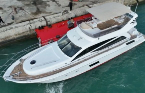 海荃“开拓3号”游艇价格500多万