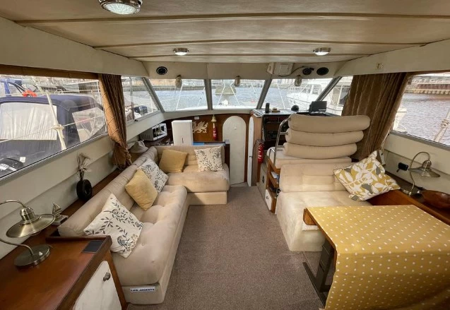12米(40英尺)英国游艇品牌菲尔兰(Fairline)Turbo36二手游艇价格5万英镑