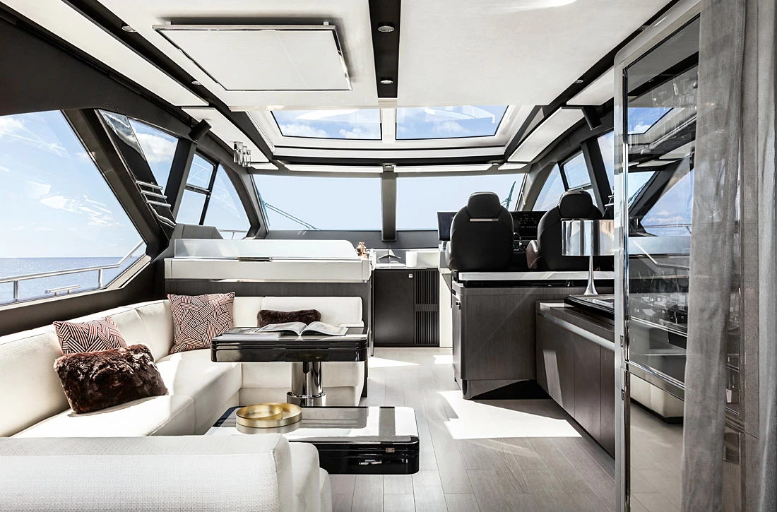 21米阿兹慕（Azimut）S7豪华运动游艇
