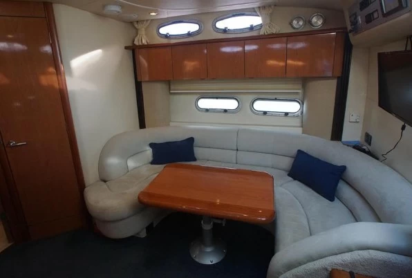 11米价格西莱(Sealine)S38二手运动游艇沙龙
