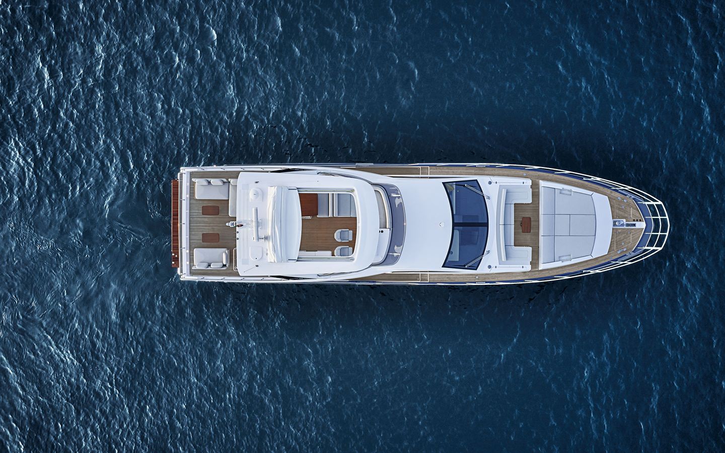 意大利阿兹慕Azimut 72飞桥豪华游艇（飞桥/一层甲板解读）