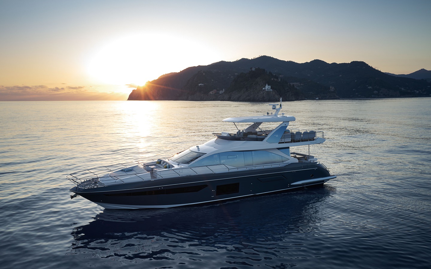 阿兹慕豪华游艇Azimut 72飞桥系列游艇(客舱/技术解读)