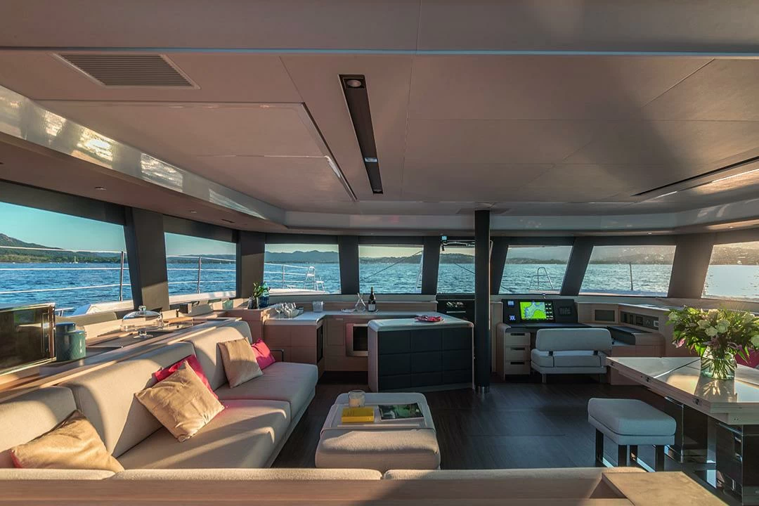 20米的枫丹白露(Fountaine Pajot)Alegria67双体帆船沙龙