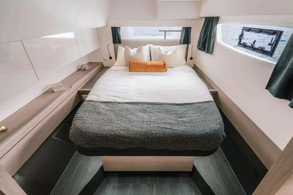 14米枫丹白露（Fountaine Pajot）Tanna47二手双体帆船客舱