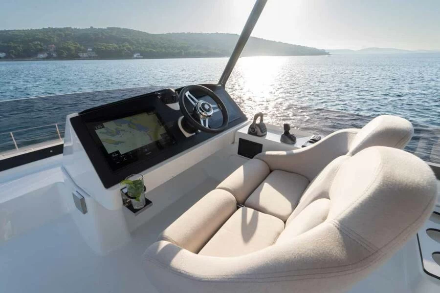 14米枫丹白露(Fountaine Pajot)MY6双体游艇价格为780万