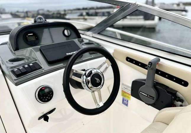 6米卡尼克（Karnic）SL600二手游艇价格