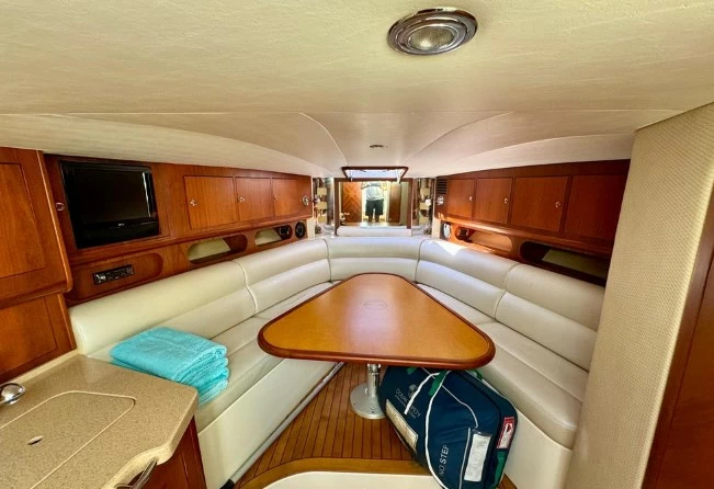 克里斯(Chris-Craft)Corsair36二手快艇价格22万美元