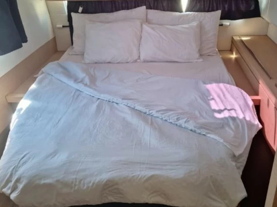 枫丹白露(Fountaine Pajot)Lucia40双体帆船卧室