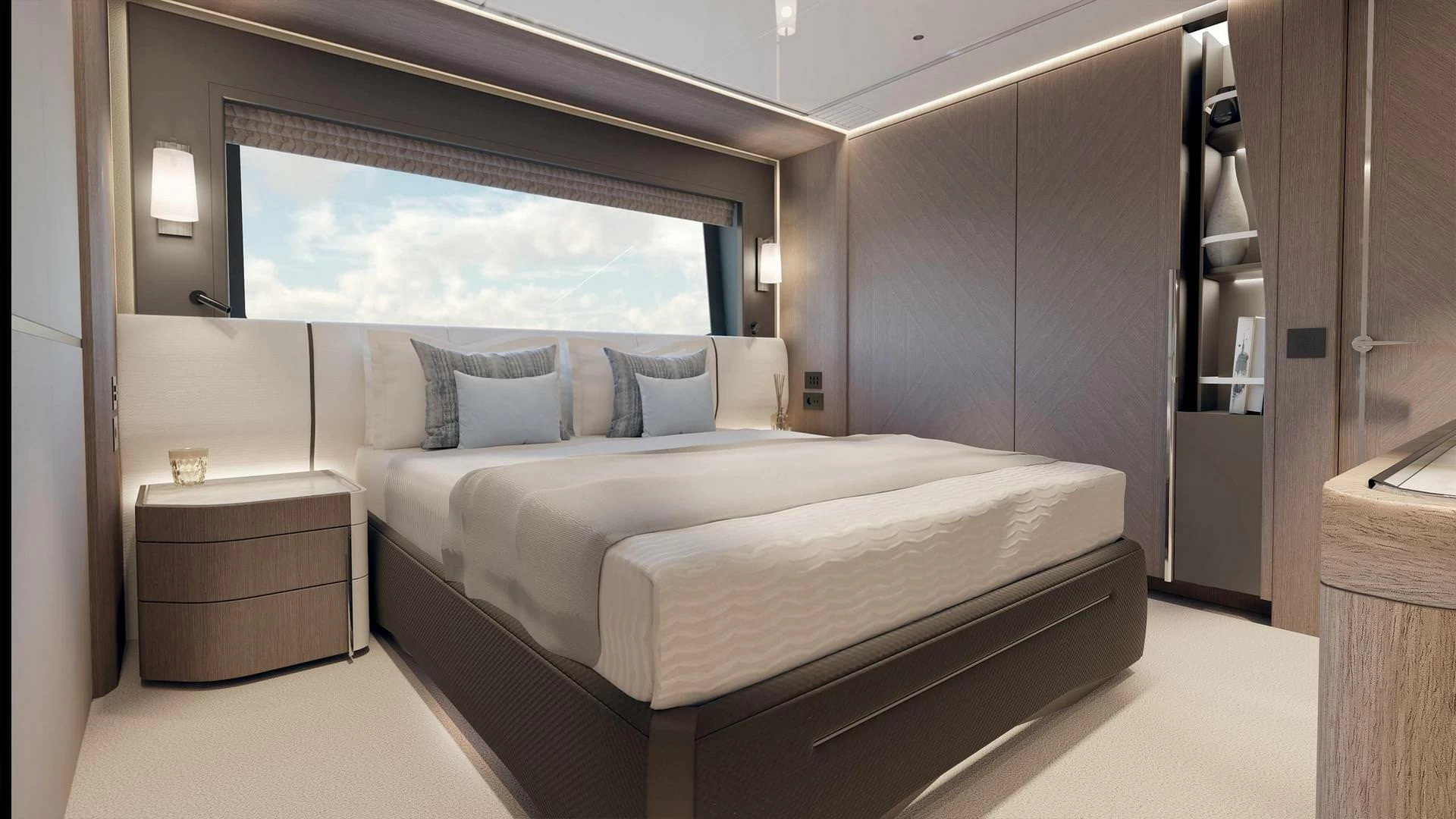 29米圣汐(Sunseeker)100豪华游艇客舱