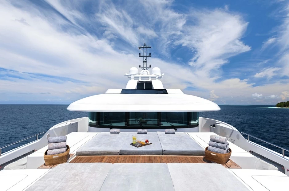 50米Heesen Sky号超级豪华游艇