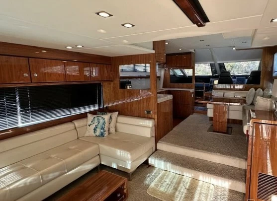 16米菲尔兰（Fairline）Squadron55二手游艇沙龙