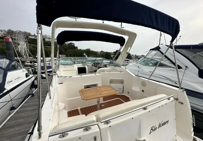 溜冰者(Rinker)270二手快艇价格为40万元