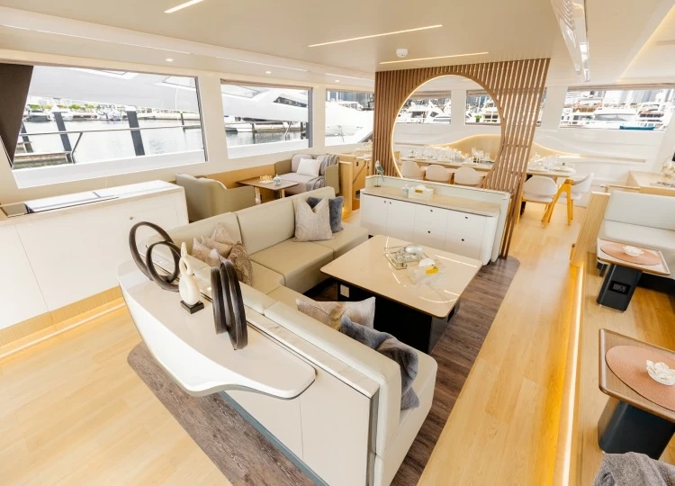 18米天行者（Oceanwalker）S60Urban双体游艇现艇出售