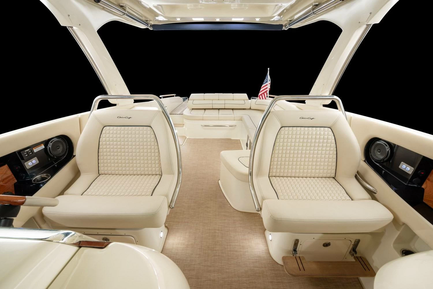 克里斯(Chris Craft)Launch35GT运动快艇驾驶位
