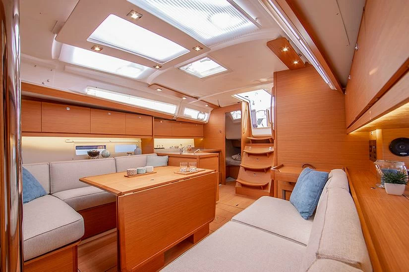12米丹枫（Dufour）390GL中型帆船沙龙