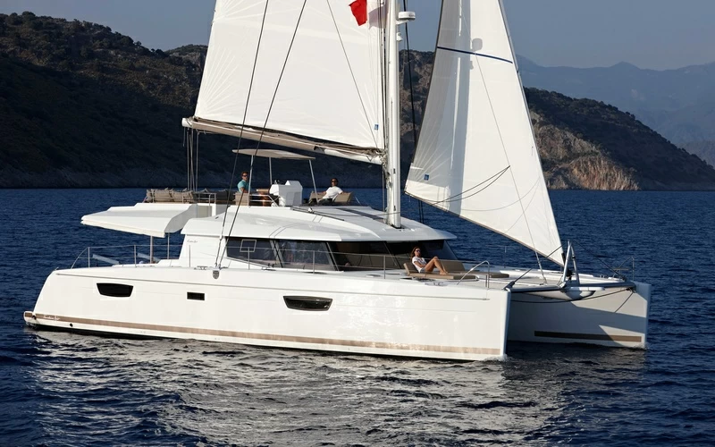 枫丹白露(Fountaine Pajot)IPanema58双体帆船